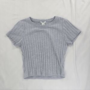 Gray Women's/Kid's Ribbed Short Sleeve Top Used
